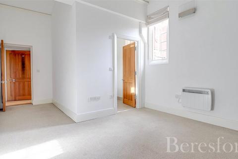 2 bedroom apartment to rent, Tudor Court, The Galleries, CM14