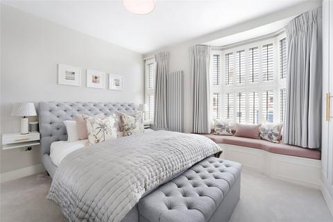 45 Bucharest Road, London, SW18 3AS
