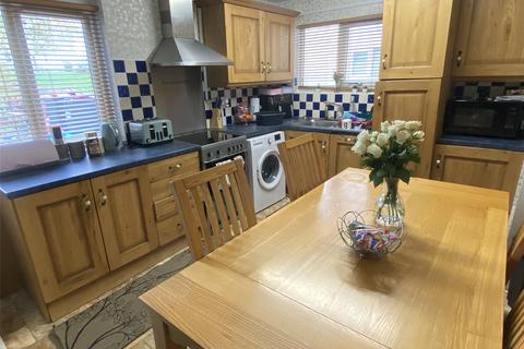 4 bedroom terraced house to rent, Wigmores, Woodside, Telford, Shropshire, TF7