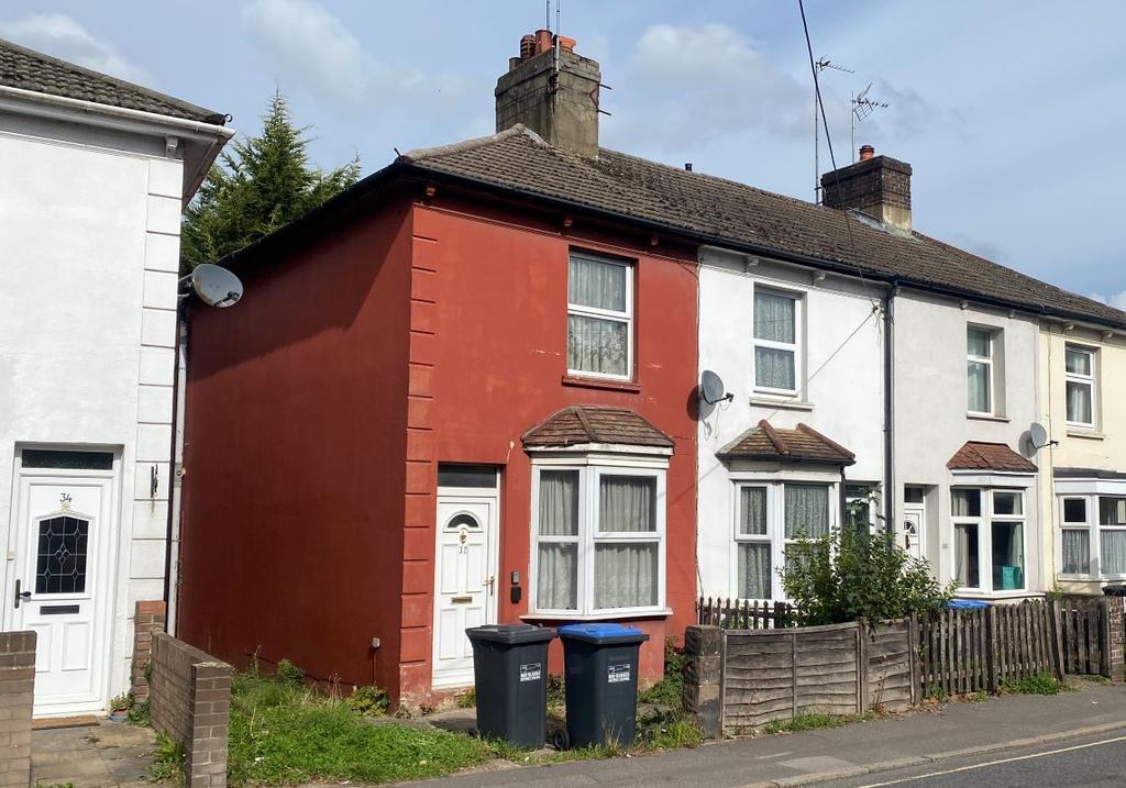 32 Leylands Road, Burgess Hill, West... 2 bed end of terrace house £