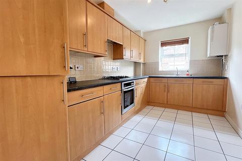 2 bedroom flat for sale, Chandlers Ford