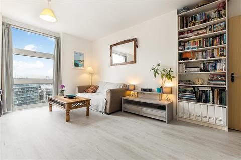 1 bedroom apartment for sale - Burnelli Building, Chelsea Bridge Wharf, London, SW11