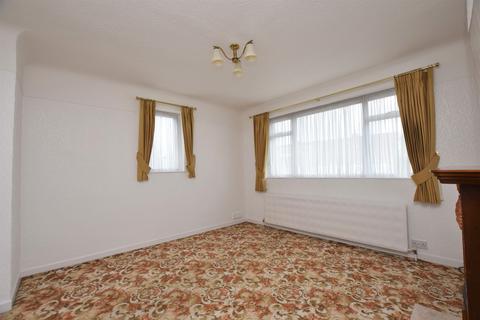 18 Bishop Drive, Whiston, Prescot, L35 3JL