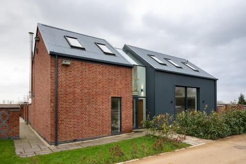 3 bedroom barn conversion for sale, Birdingbury Road, Frankton, Rugby, Warwickshire, CV23