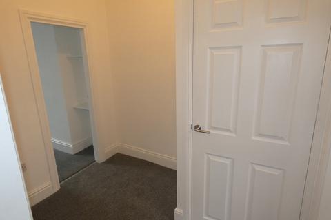2 bedroom property to rent - Ashton Road FFF