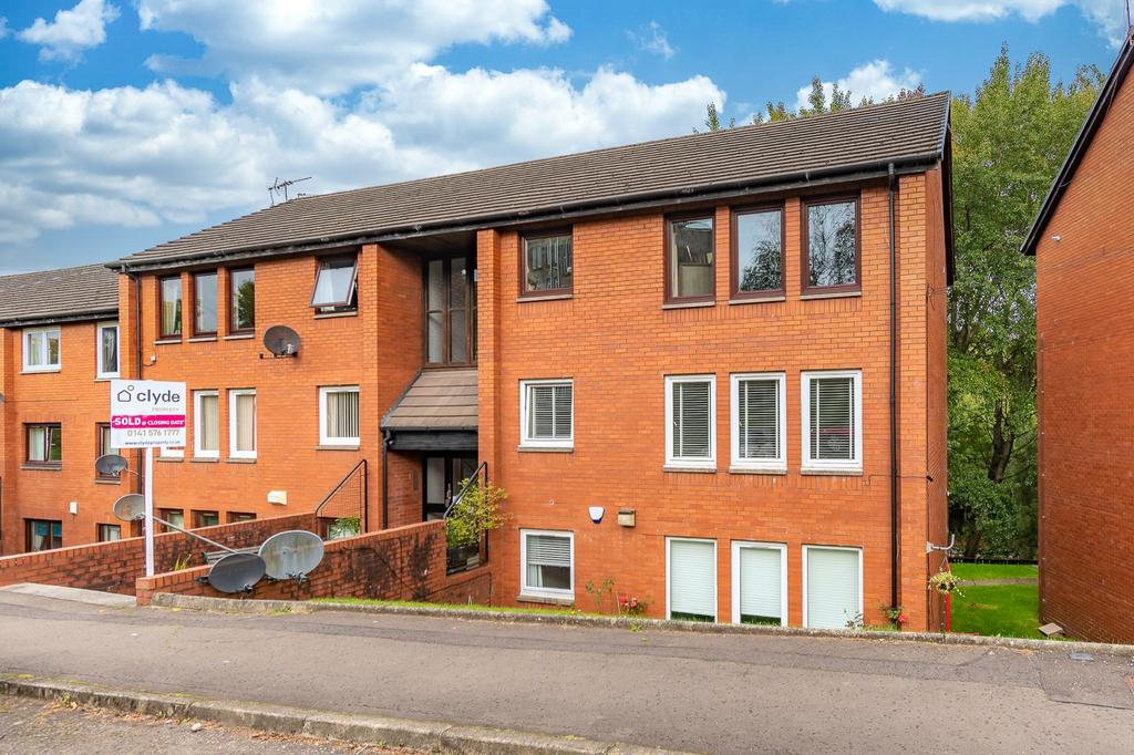 Kelvinside Drive, Flat 1/2... 2 bed flat £139,000