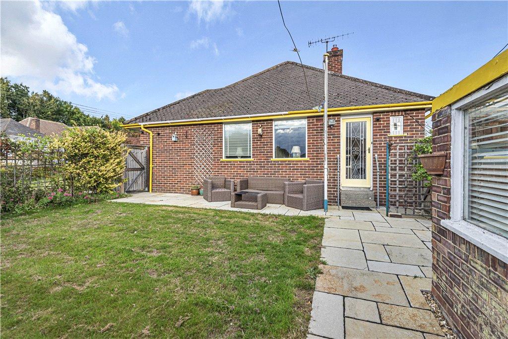 Broadmead Road, Nursling, Southampton, Hampshire 3 bed bungalow for