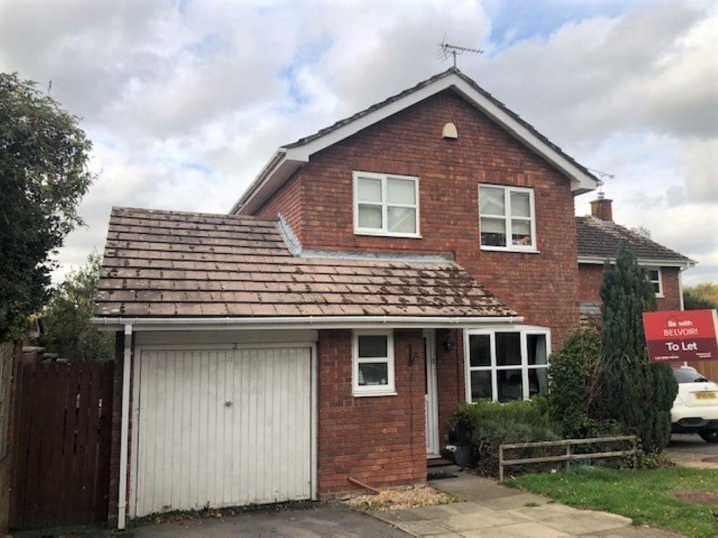 Wesley Road, Kings Worthy, SO23 3 bed detached house £1,500 pcm (£346 pw)