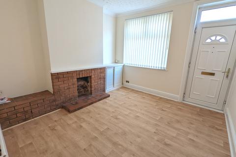 2 bedroom terraced house to rent, Victoria Street, Grantham, NG31