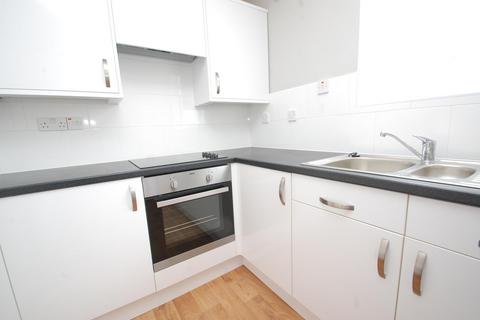 2 bedroom apartment to rent, Thorndon Court, Eagle Way, CM13