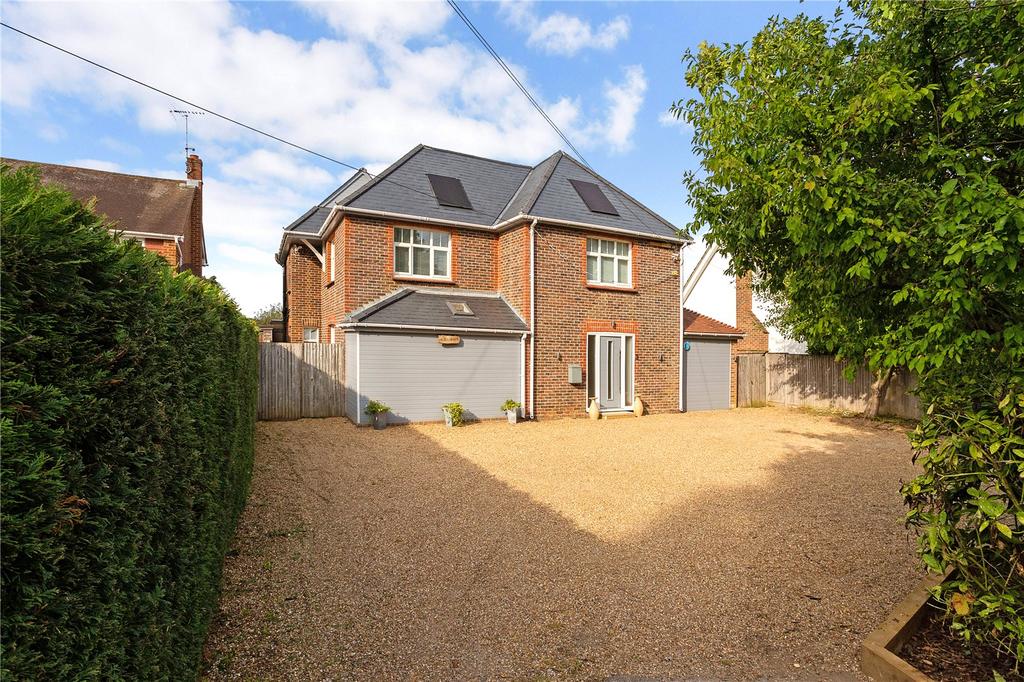 Station Road, North Chailey, Lewes, East Sussex, BN8 4 bed detached