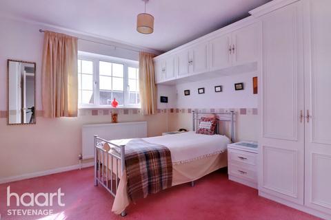 9 Hedgerow Close, Stevenage, SG2 7EB