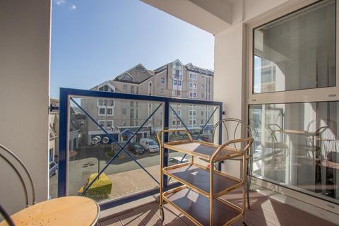 3 bedroom apartment for sale - Compass House, Sutton Harbour, Plymouth, PL4 0BT