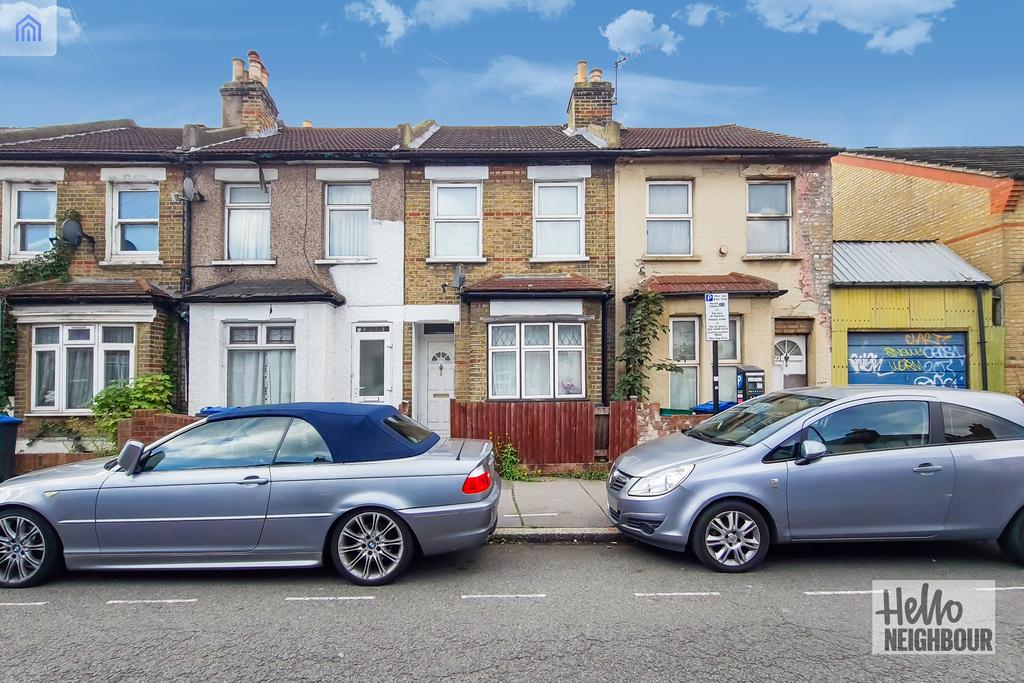 Gloucester Road, Croydon, CR0 2 bed terraced house £2,000 pcm (£462 pw)