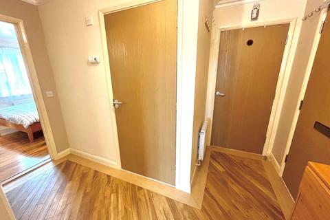 15 Balfour Close, Northampton, NN2 6LL