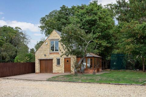 5 bedroom detached house for sale - Hartwell Road, Roade, Northamptonshire, NN7