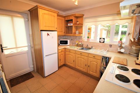 20 Dunmow Gardens, West Horndon, Brentwood, CM13 3NL
