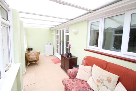 20 Dunmow Gardens, West Horndon, Brentwood, CM13 3NL