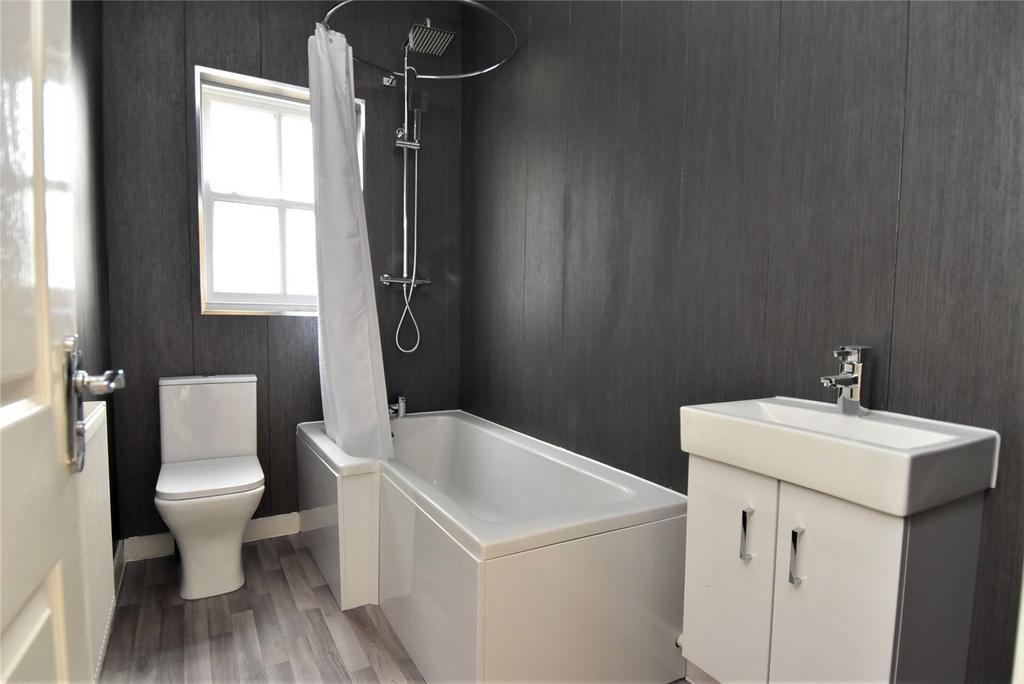 Hole Lane, BOURNVILLE VILLAGE TRUST... 2 bed apartment £160,000