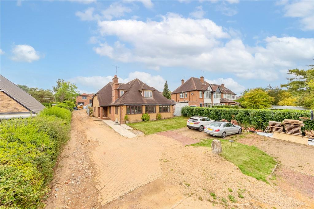Tring Road, Northchurch, Berkhamsted 5 bed detached house for sale £