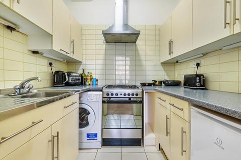 Flat 3, 12 Devonshire Terrace, London, W2 3DN