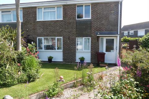 2 bedroom flat to rent - Ruskin Close, Selsey