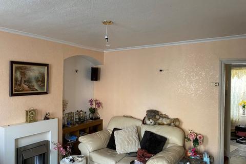 62 Alexandra Road, Englefield Green, Egham, TW20 0RR