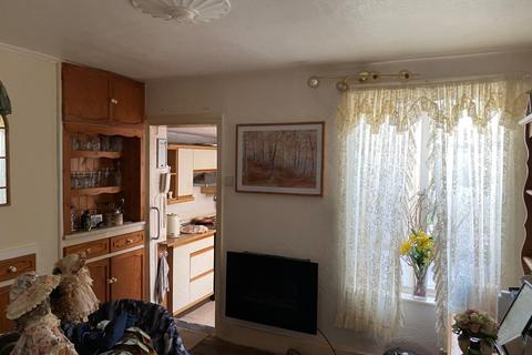 62 Alexandra Road, Englefield Green, Egham, TW20 0RR