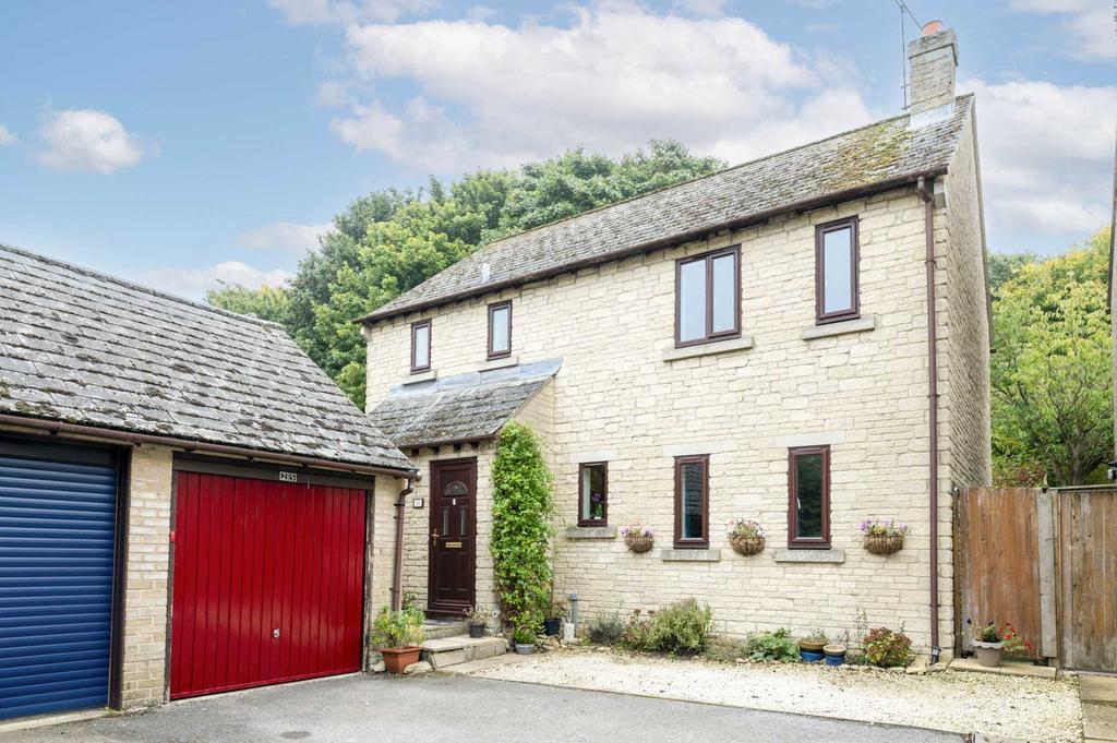 Rowell Way, Chipping Norton 4 bed detached house £450,000