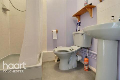 1 bedroom flat to rent - South Colchester