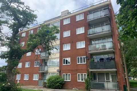 32 Brinkburn Close, London, SE2 9EJ