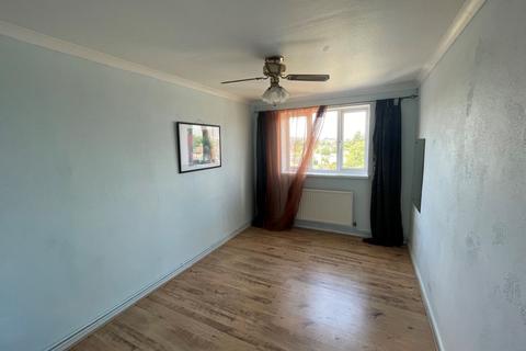 32 Brinkburn Close, London, SE2 9EJ