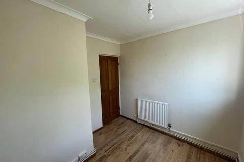 32 Brinkburn Close, London, SE2 9EJ