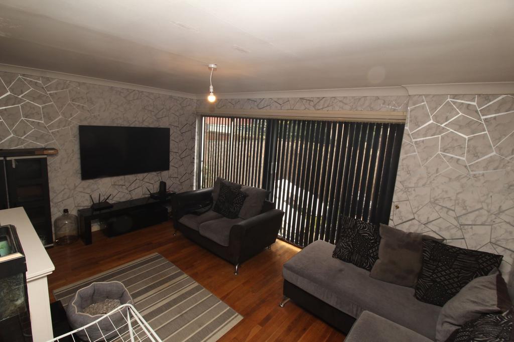 Western Drive, Grainger Park... 3 bed terraced house £110,000