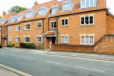 3 bedroom flat to rent, School Lane, Beverley, HU17