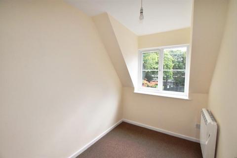 2 bedroom flat to rent, School Lane, Beverley, HU17