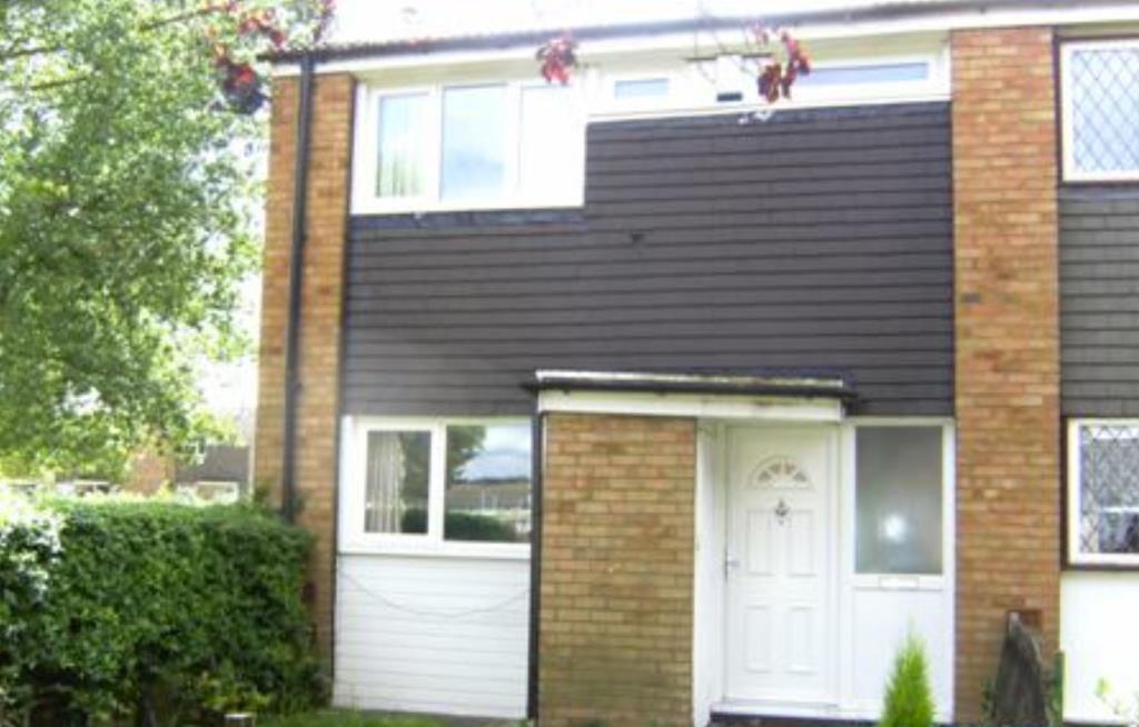 Thrales Close, Marsh Farm, Luton, LU3 3 bed terraced house for sale £