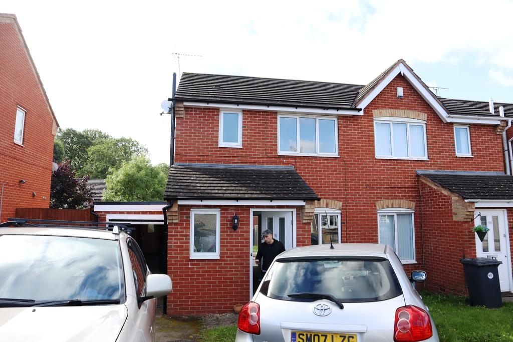 Ambleside Drive, Leicester LE2 3 Bed Semi-detached House - £1,100 Pcm ...