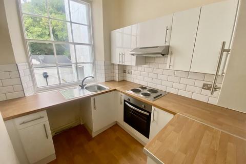1 bedroom flat to rent - Lower Warberry Road, Torquay, Devon, TQ1