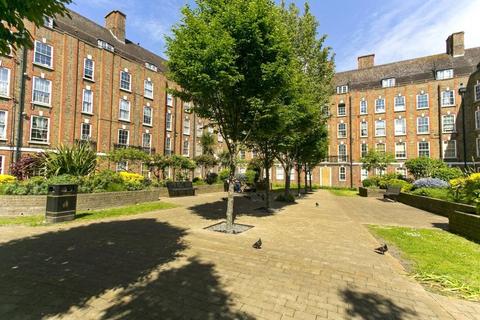 3 bedroom apartment for sale, Bell Lane, London, E1