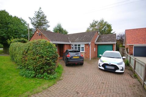 2 bedroom detached bungalow to rent - Little Thorpe Lane, Thorpe On The Hill