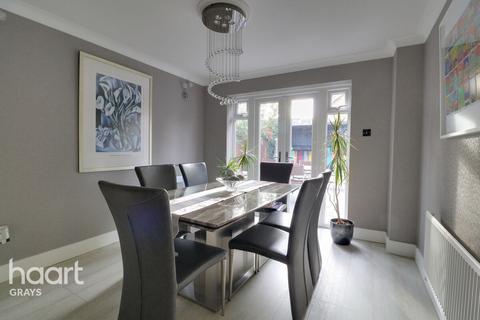 9 Catharine Close, Chafford Hundred, Grays, RM16 6QH