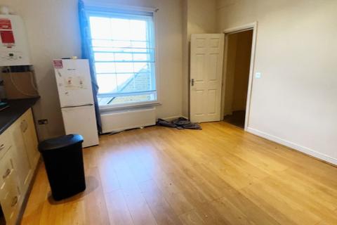 2 bedroom apartment to rent - Barking Road, Barking