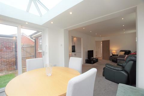 3 Anson Close, Wellesbourne, Warwick, CV35 9LL