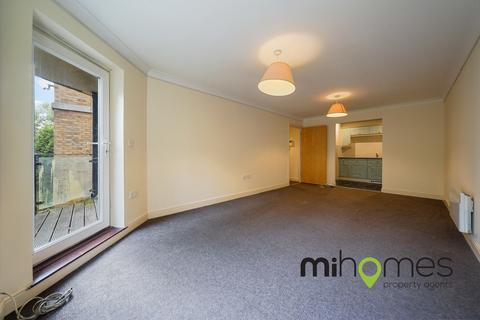2 bedroom apartment to rent, Glebelands Close, Finchley