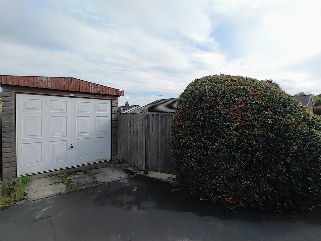 Pentland Avenue, Clayton 2 bed semidetached bungalow for sale £164,950