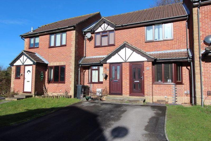The Foxgloves, Hedge End, Southampton SO30 0UG 2 bed terraced house £
