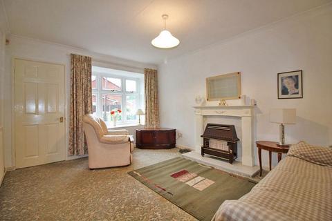 14 Eldridge Close, Wolverhampton, WV9 5PX