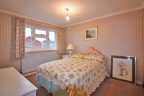 14 Eldridge Close, Wolverhampton, WV9 5PX