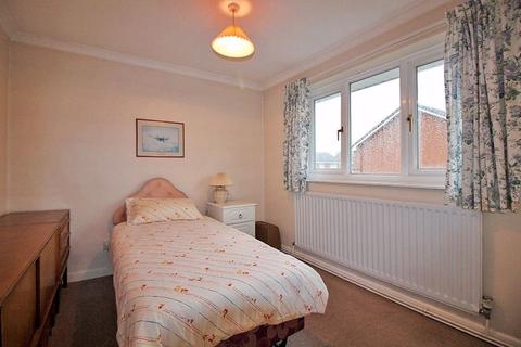 14 Eldridge Close, Wolverhampton, WV9 5PX